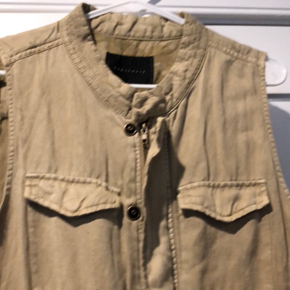 BRAND NEW SANCTUARY BEIGE VEST - Picture 2 of 7